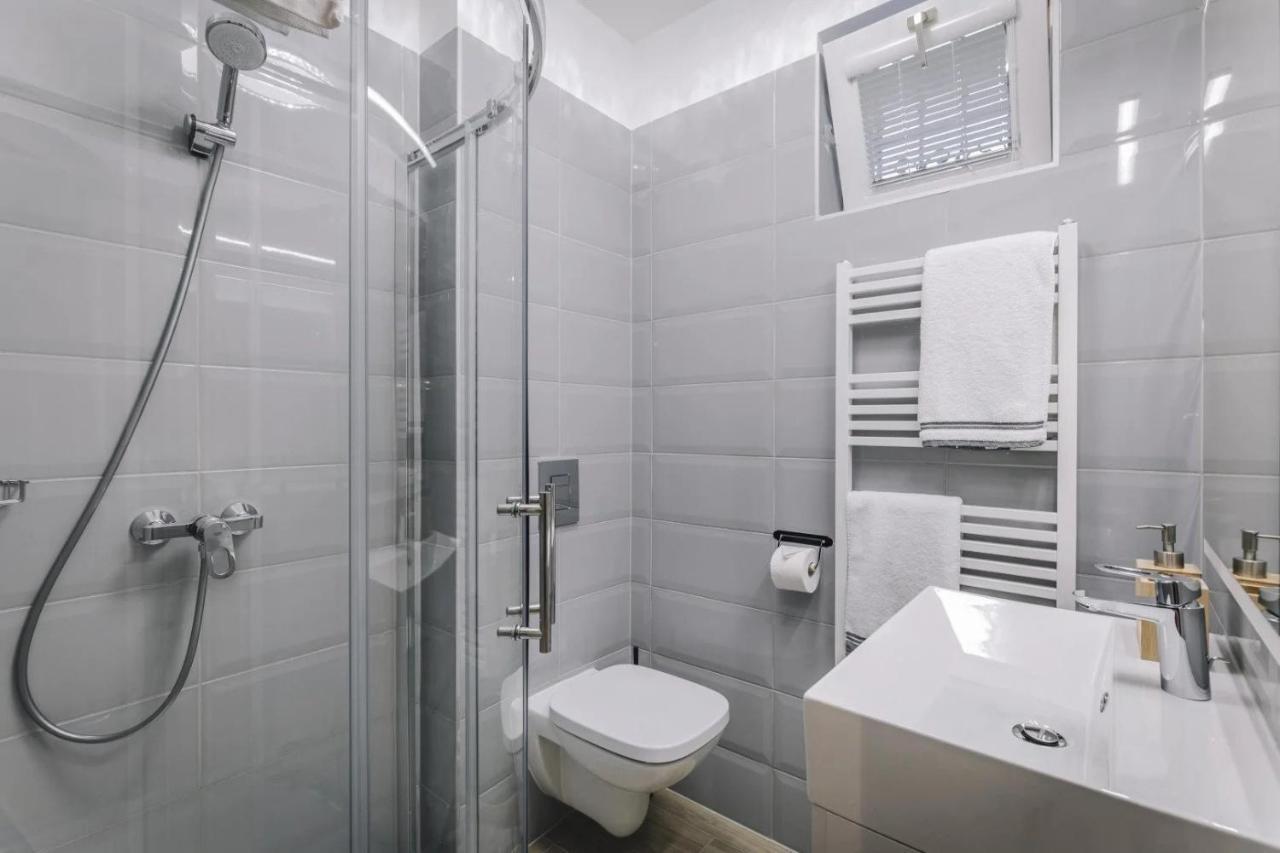 Apartmanhaz Soho Gyor Exterior photo